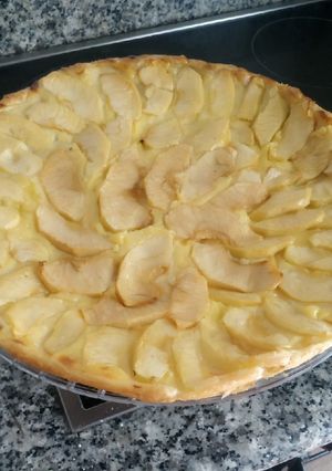 Una foto de Tarta de manzana y crema pastelera