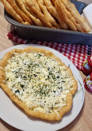 Lángos recept fotója