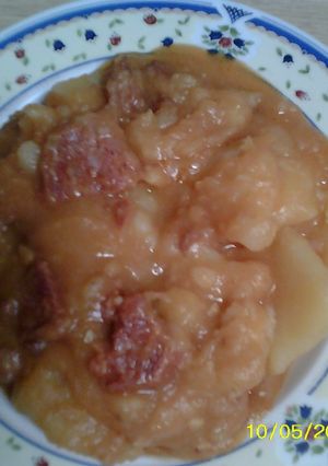 Una foto de Patatas guisadas con chorizo ibérico