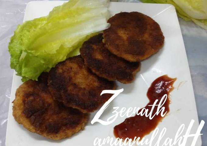 Steps to Make Homemade Homemade Crisp Chicken Burger Patties