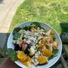 A picture of Summer Salad with Citrus and Blue Cheese.