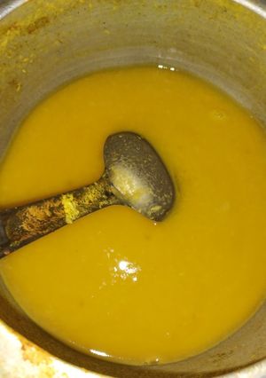 A picture of Dhuli moong daal.