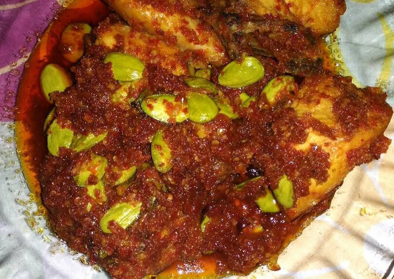Balado Ayam Pete