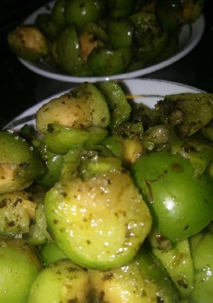 عکسی از دستور هالی دشکن(گوجه سبز شکسته)