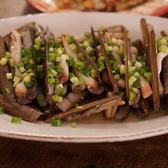 A picture of Razor clam, Asian flavour.