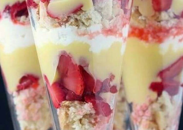 Recipe of Favorite Strawberry shortcake &amp; vanilla custard parfait