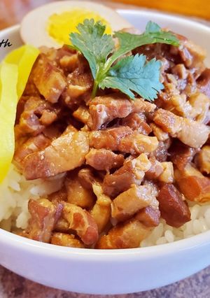 A picture of Taiwanese Family-Style Braised Pork Rice (Crock Pot, Pressure Cooker, Gas Stove Methods).