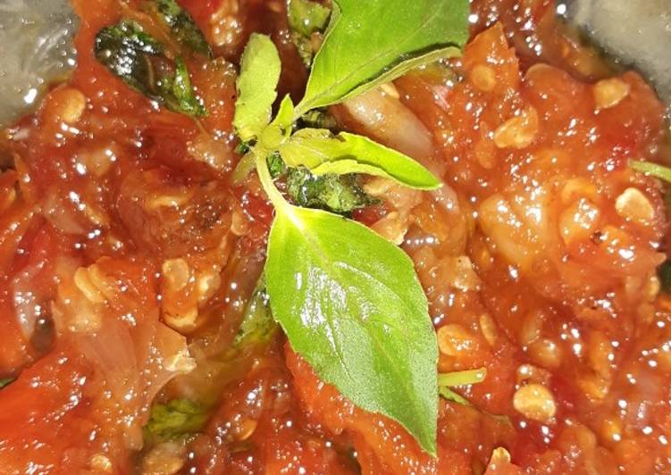 Resep Sambal Tomat Kemangi, Enak Banget