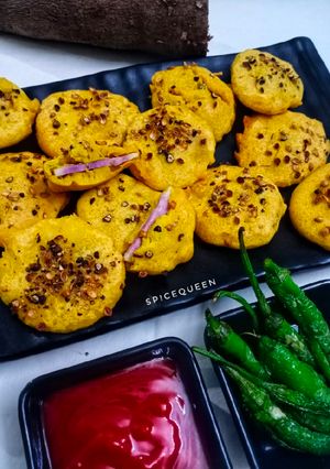 કંદ પૂરી (Kand Puri Recipe In Gujarati) રેસીપી મુખ્ય ફોટો