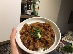 รูปของ Yakiniku don (ข้าวหน้าเนื้อย่าง)