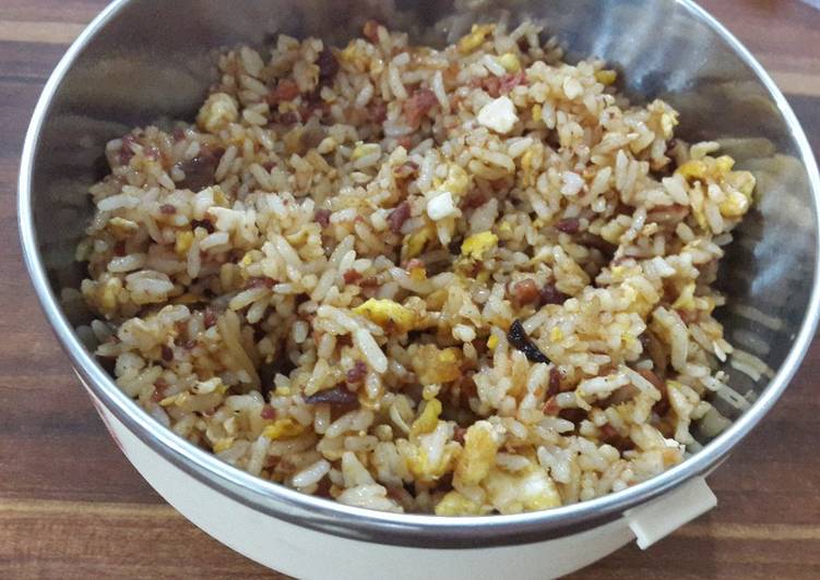 Resep: saat makan malamNasi goreng kornet