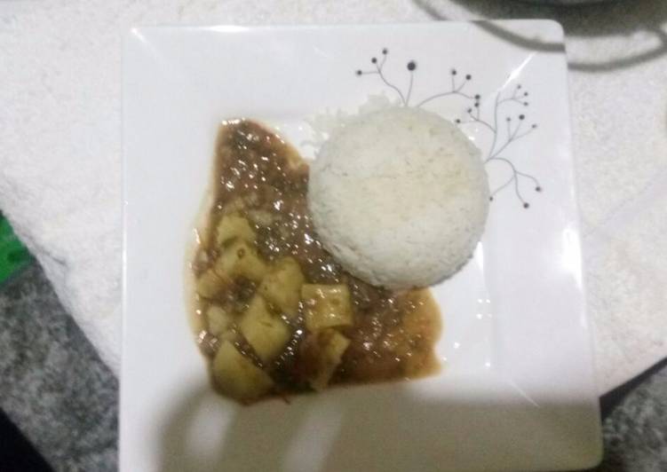 Rice and dengu stew(greengrams)