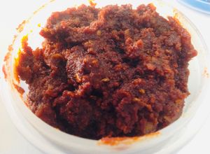 Una foto de Sustituto gochu-jang pasta picante de chiles coreano고추장🇺🇾🇯🇵🇰🇷🇰🇵代用コチュジャン