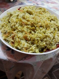 صورة لوصفة رز بأقلاء وشبنت على طريقتي الخاصة
