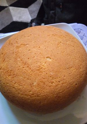 A picture of Simple Vanilla cake.