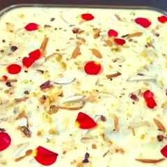 A picture of Rabdi Cake | Malai cake | Steamed Rabdi cake.