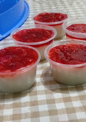 Foto resep Puding Susu Stroberi