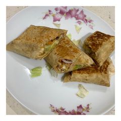 A picture of Crispy paneer wrap.