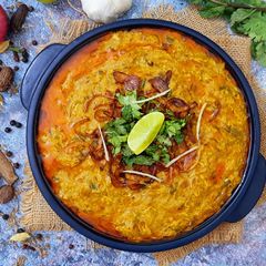 A picture of Hyderabadi Chicken Haleem.