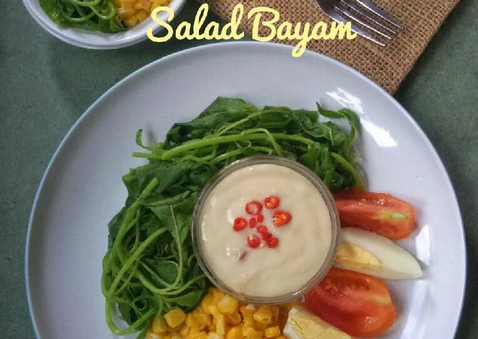 Cara Gampang Menyiapkan Salad Bayam Anti Gagal