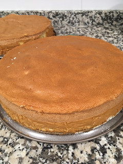 Una foto de Bizcochuelo básico para torta de cumpleaños