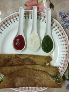 हरा मूंग चीला (green moong cheela) रेसिपी मुख्य फोटो