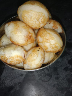 மீதம் உள்ள சாதத்தில் பணியாரம் செய்முறை முக்கிய புகைப்படம்