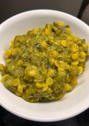A picture of Sponge gourd with chana dal.