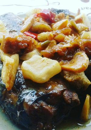 Hình của món Cá nục kho me cay.