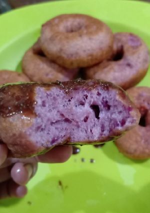 Foto resep Donat Ubi Ungu toping glazed sugar