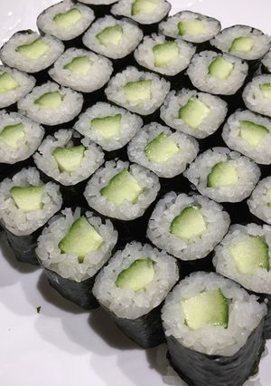 A picture of How to make cucumber roll at your home.