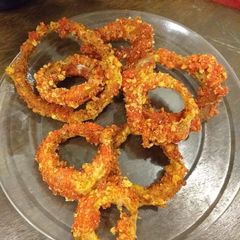 Onion rings A picture of Onion rings.