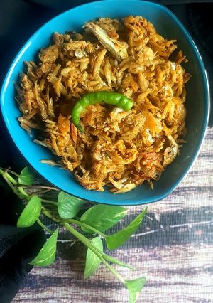কাঁচকি মাছের চচ্চড়ি। রেসিপির প্রধান ছবি
