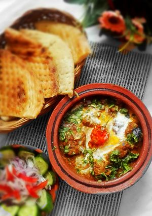 A picture of Beef Handi.