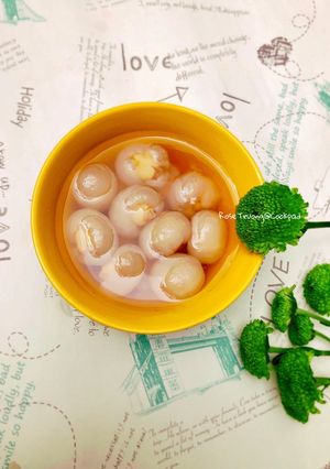 Hình của món Chè Nhãn Hạt Sen.