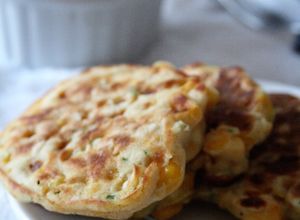 Une photo de Galettes de maïs, bio {sans gluten, sans oeufs}