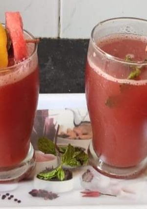 तरबूज़ का जूस(Tarbooj ka Juice recipe in hindi) रेसिपी मुख्य फोटो