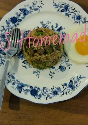 Foto resep Nasi Goreng Daging Sapi (Saya pakai Rib Eye Steak sisa diner :))