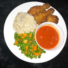 Peas and mashed matoke A picture of Peas and mashed matoke.