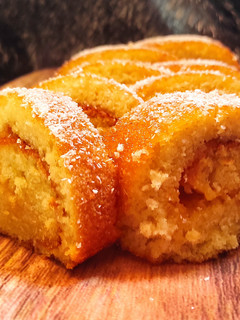 صورة لوصفة بسكوي رولي بالمربى 🤤 وجوز الهند 🥥