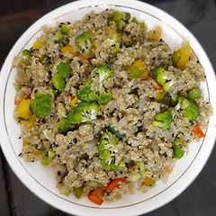 A picture of Colorful Quinoa Salad.