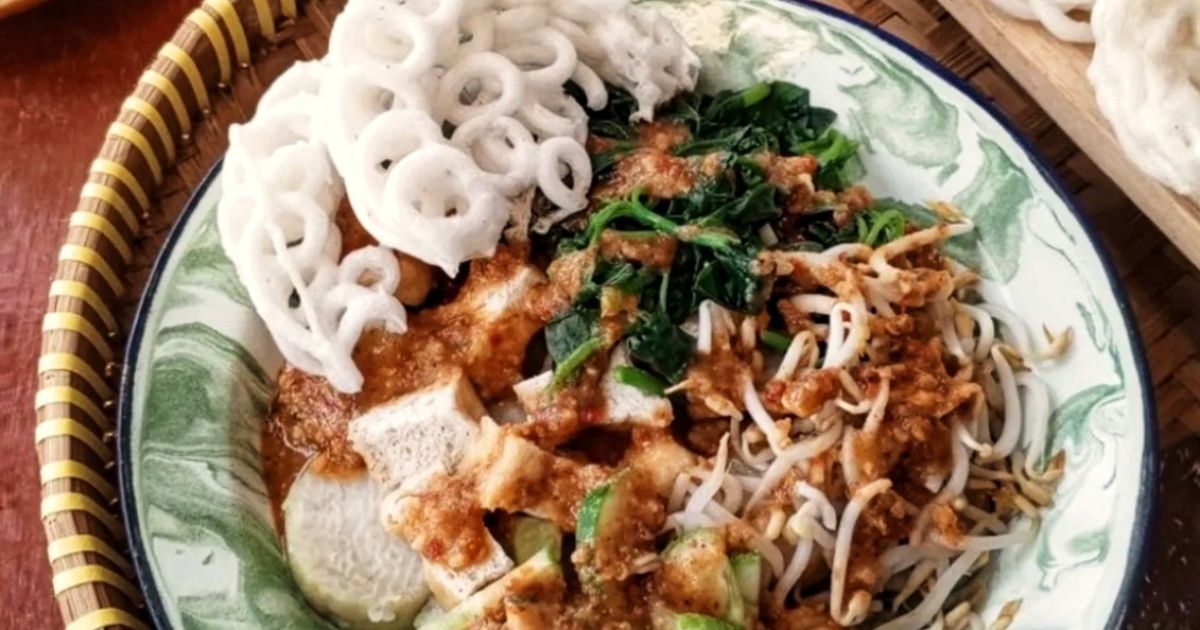 Lontong Pecel