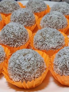 صورة لوصفة حلوة محشية بسيطة و لذيذة، على طريقة أم يارا