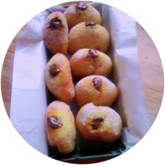A picture of Nutella bomboloni.