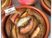 Une photo de compote nectarine