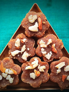 निनाव (ninav recipe in marathi) रेसिपी चे मुख्य फोटो