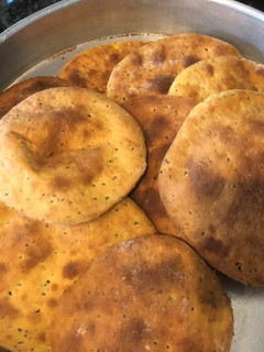 A picture of أقراص العيد القيامة Easter bread.