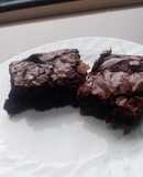 Double Chocolate chip apricot brownies