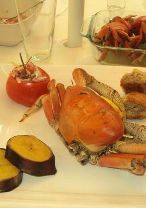 Una foto de Cangrejos con tomates rellenos y bolitas de cangrejo
