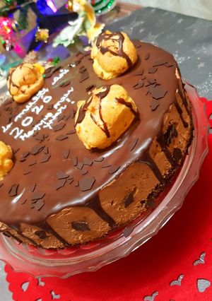 O poză a rețetei Tort Profiterol.
